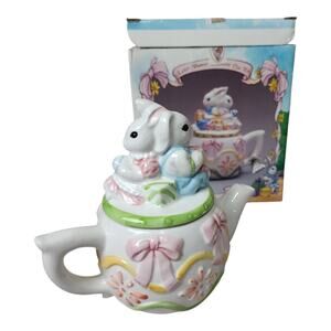 Vintage Heritage Mint Easter Bunnies Decorative Tea Pot The Leonardo Collection